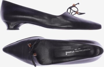 Konstantin Starke Pumps 39,5 in Schwarz: predná strana