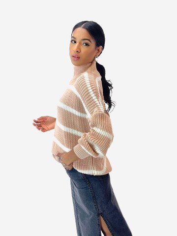 Elara Pullover in Pink