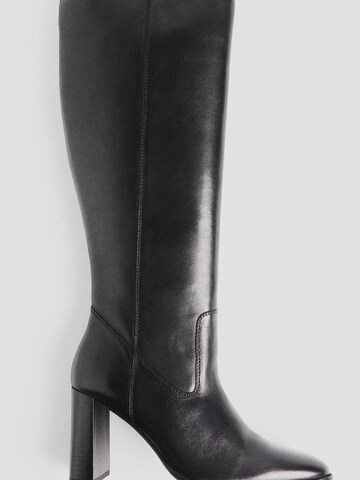 NA-KD Stiefel in Schwarz