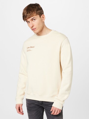 Les Deux Sweatshirt in Beige: front