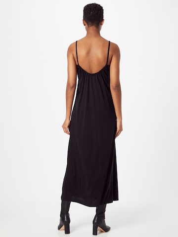 Robe d’été ESPRIT en noir