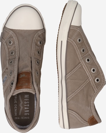 Slip on MUSTANG en gris