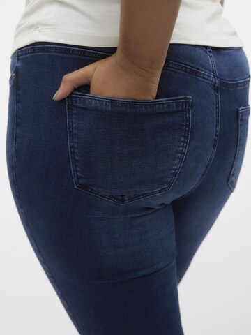 Vero Moda Curve Skinny Jeans 'TANYA' in Blauw