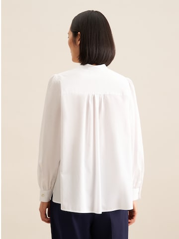 Chemisier 'Schwarze Rose' SEIDENSTICKER en blanc