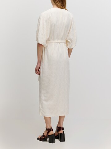 EDITED Dress 'Beeke' in White