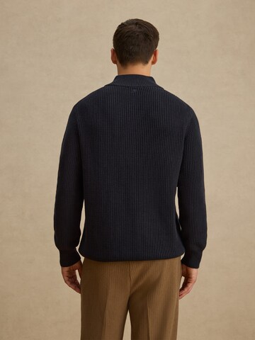 DAN FOX APPAREL Свитер 'Leart' в Синий