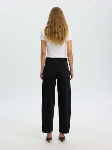 SELECTED Barrel Jeans 'SLWBARREL BEA-KORI' in Black