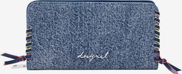 DesigualNovčanik - plava boja: prednji dio