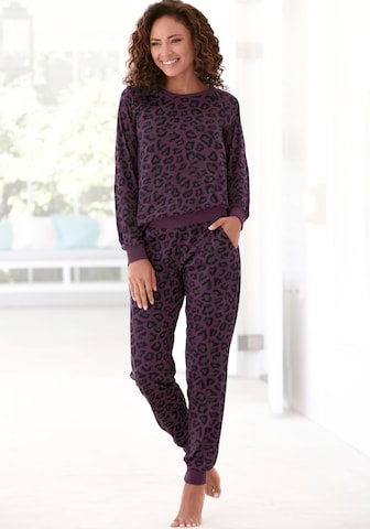 VIVANCE Pyjama in Bruin: voorkant