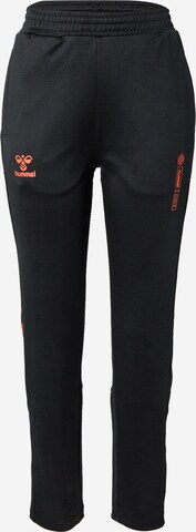 Hummel Regular Workout Pants in Black: front