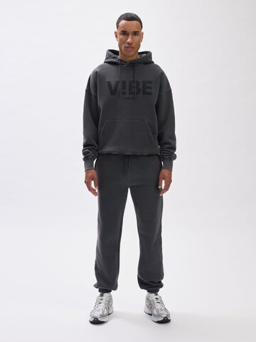 Effilé Pantalon V!BE STUD!OS en noir