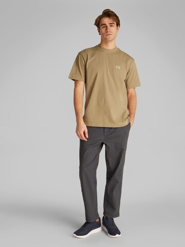 Tricou de la Calvin Klein Jeans pe maro