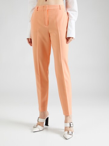 Regular Pantalon à plis COMMA en orange : devant