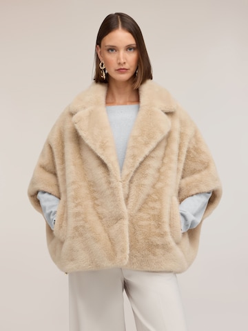 Cappotto invernale di MOTIVI in beige