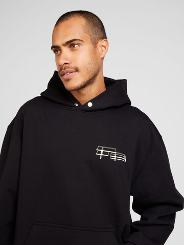 Filling Pieces Sweatshirt in Schwarz