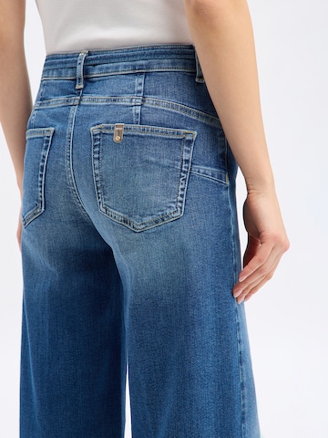 Liu Jo Regular Jeans ' Good Flare ' in Blue