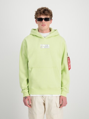 ALPHA INDUSTRIES Sweatshirt i grön: framsida