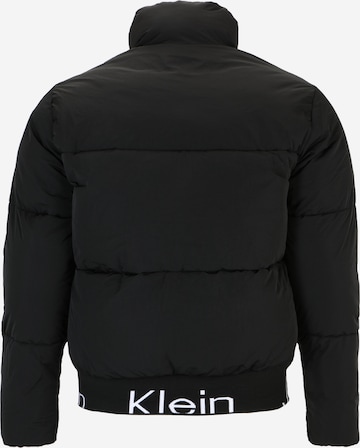 Calvin Klein Jeans Curve Přechodná bunda – černá