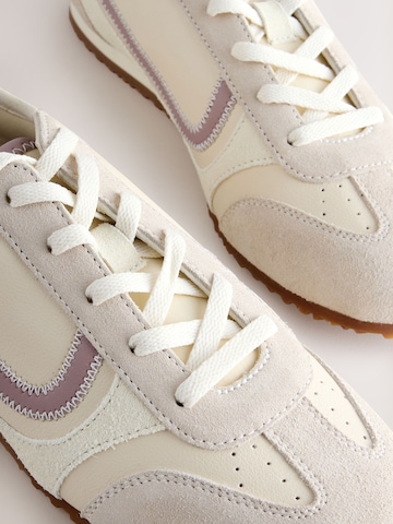 self. Sneaker in Weiß