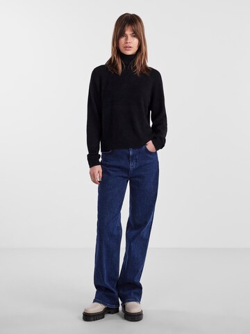 Pullover 'Juliana' di PIECES in nero