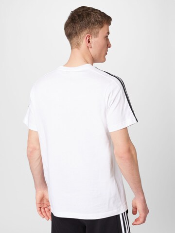 ADIDAS SPORTSWEAR Λειτουργικό μπλουζάκι 'Essentials' σε λευκό