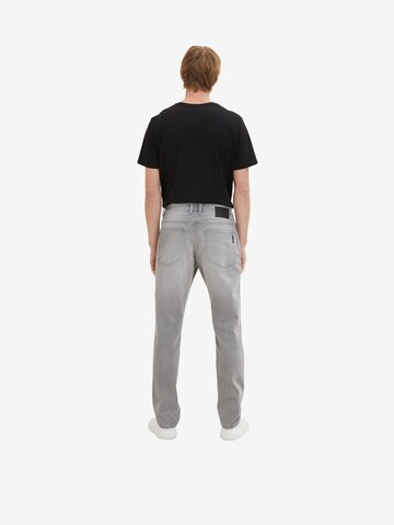 regular Jeans 'Josh' di TOM TAILOR in grigio