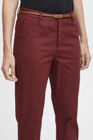 b.young - Slimfit Calças chino 'Days' em vermelho