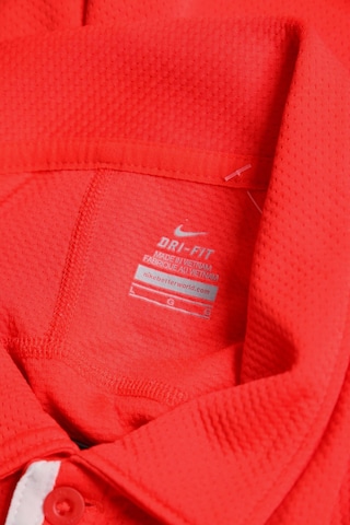 NIKE Shirt in L in Red