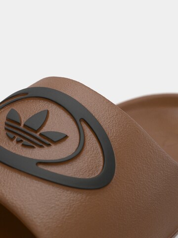 Mule 'Adilette 00s' ADIDAS ORIGINALS en marron