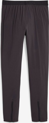 PUMA Tapered Sportbroek in Zwart