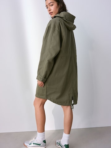 zaļš Next Starpsezonu parka