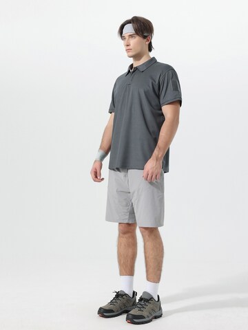 YOUTHUP Performance Shirt 'Gradschnitt' in Grey