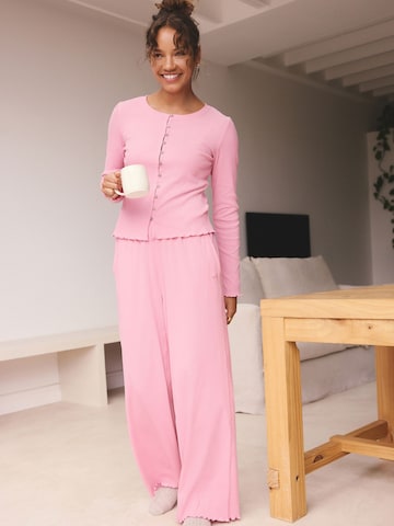 self. Pyjama in Pink: Vorderseite