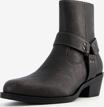 Bershka Cowboystiefel in Schwarz: predná strana