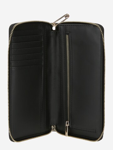 TOMMY HILFIGER - Cartera 'ICONIC' en negro