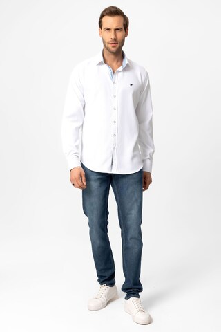Regular fit Camicia 'Arne' di DENIM CULTURE in bianco