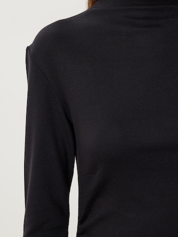 Robe Happiness İstanbul en noir