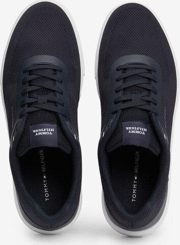 Sneaker low de la TOMMY HILFIGER pe albastru