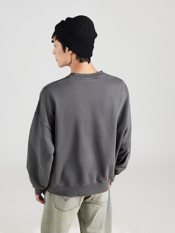 Carhartt WIP Majica 'Benton' | siva barva