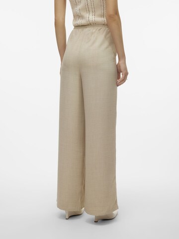 Wide leg Pantaloni 'Melaney' di VERO MODA in beige