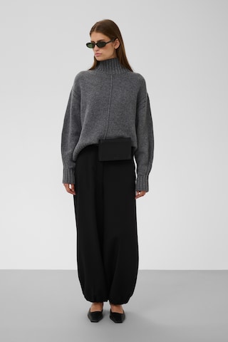 SOAKED IN LUXURY - Pullover 'Moline' em cinzento