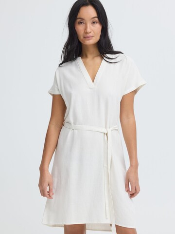 Oxmo Minikleid ' OXNInna ' in Weiß: Vorderseite