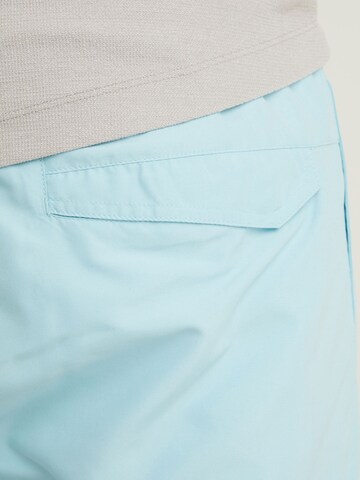 CHASIN' Zwemshorts in Blauw