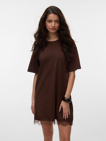Robe 'VMSARA' VERO MODA en marron : devant