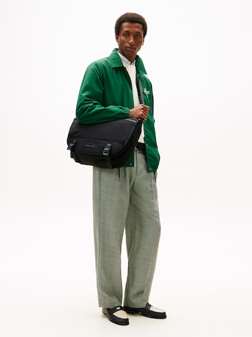 TOMMY HILFIGER Τσάντα ταχυδρόμου σε μαύρο