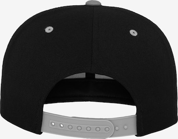 Casquette Flexfit en noir