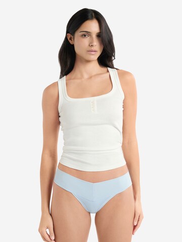 String 'Incandescente' di ETAM in blu