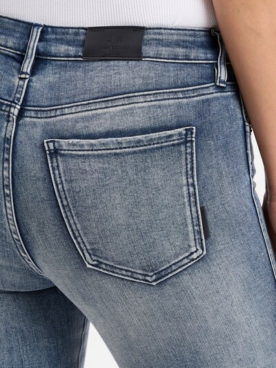ARMANI EXCHANGE Jeans in blue denim, Produktansicht
