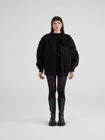 HOLLY LOLLY Between-season jacket in Black