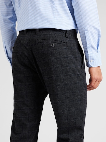s.Oliver Regular Панталон Chino в сиво